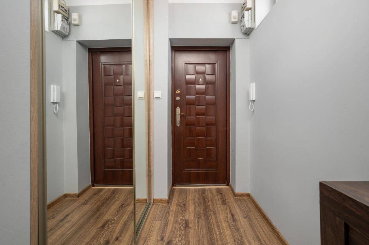 Market Square Corner Apartment Kuznicza By Noclegi Renters Breslavia Exterior foto